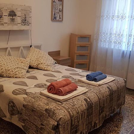 La Casa Di Bonnie & Clyde Lejlighed Genova Eksteriør billede
